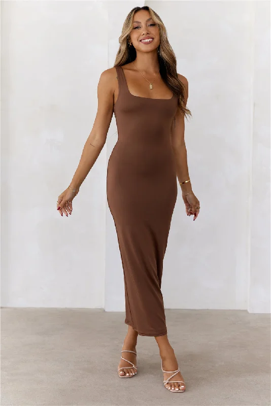 HELLO MOLLY BASE Premium Bodycon Maxi Dress Chocolate