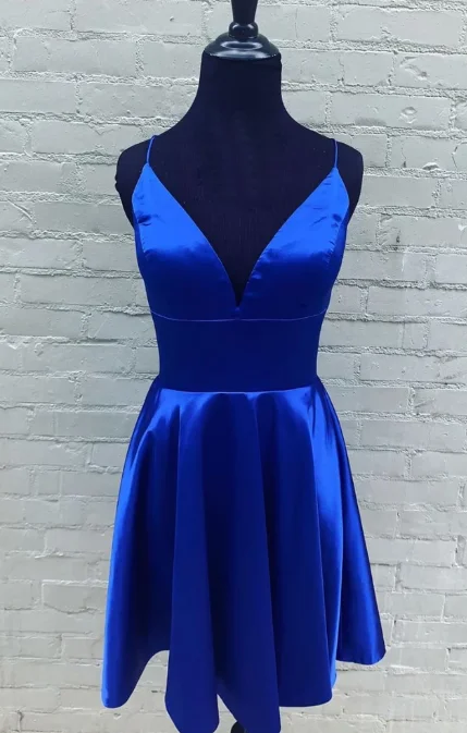 Massive Price Cuts!BLUE V NECK SATIN SHORT BLUE DRESS BLUE HOMECOMING DRESS cg3507